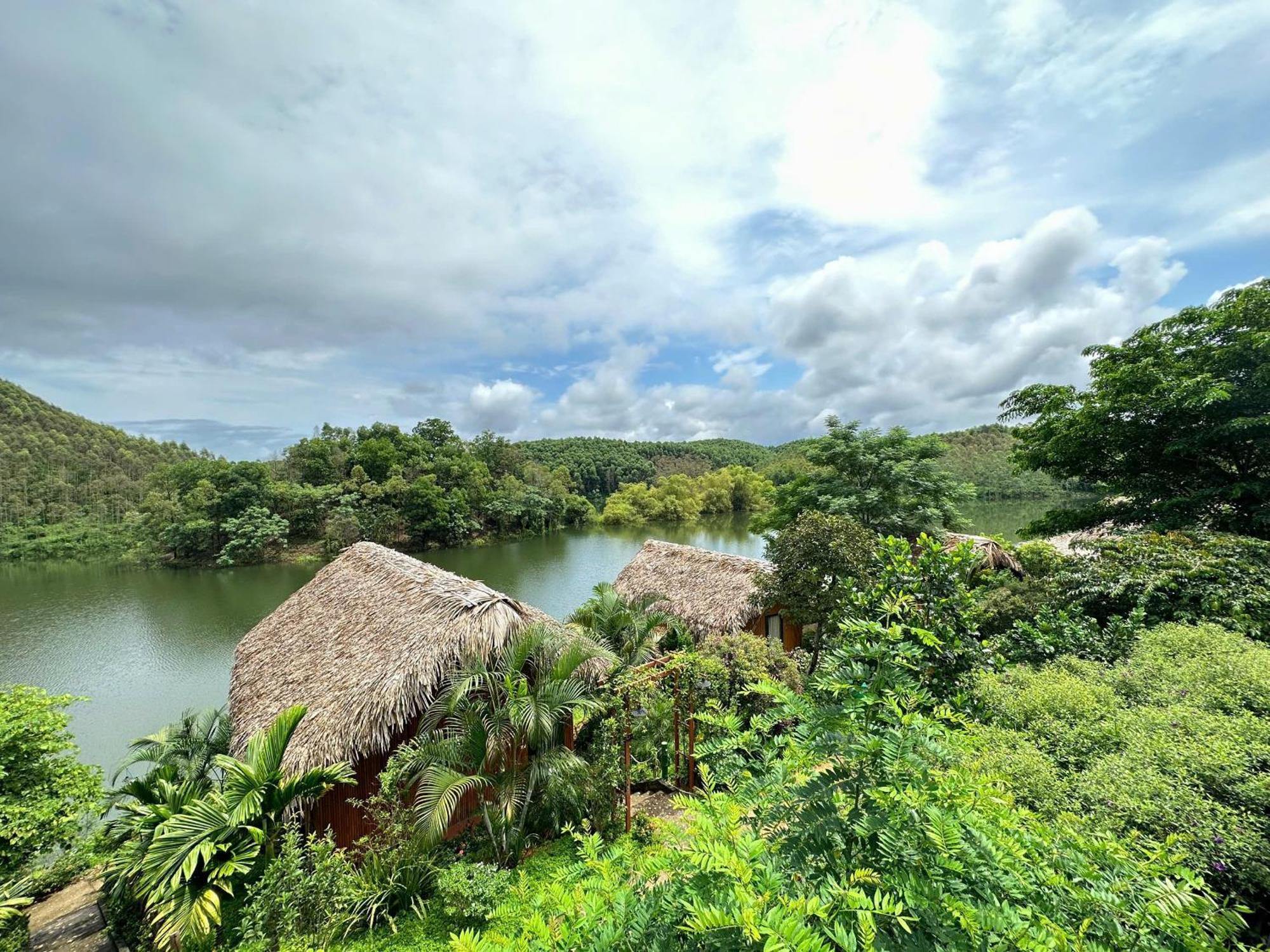 Om Tara Retreat Hotel Yen Bai Exterior photo